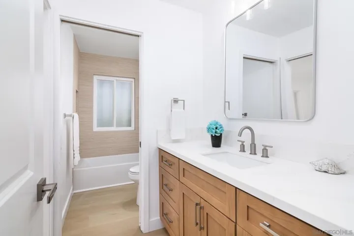 12843 Camino Ramillette, San Diego, California 92128
