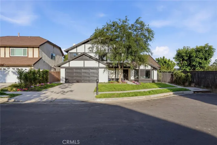 10526 Balcom St, Granada Hills, California 91344
