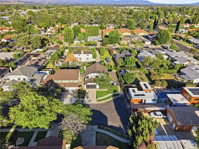 10526 Balcom St, Granada Hills, California 91344
