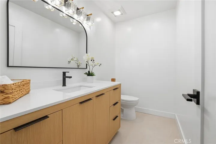 10526 Balcom St, Granada Hills, California 91344