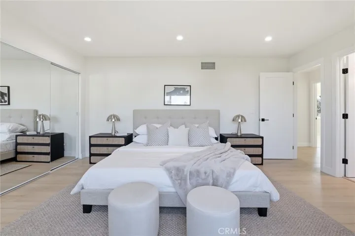 10526 Balcom St, Granada Hills, California 91344