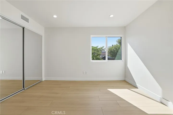 10526 Balcom St, Granada Hills, California 91344
