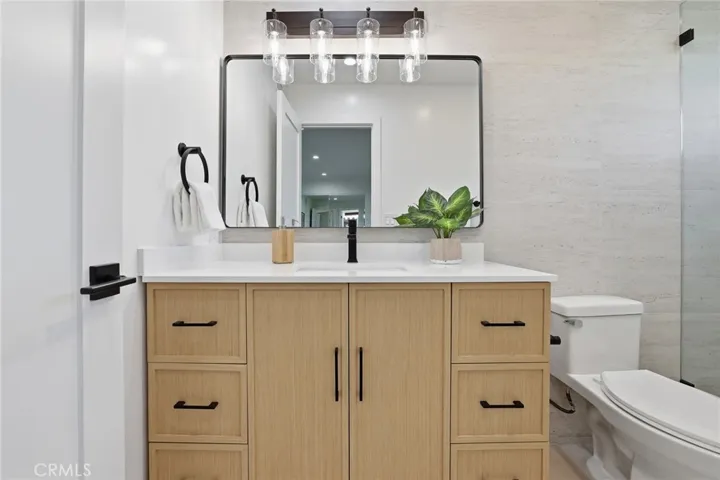 10526 Balcom St, Granada Hills, California 91344