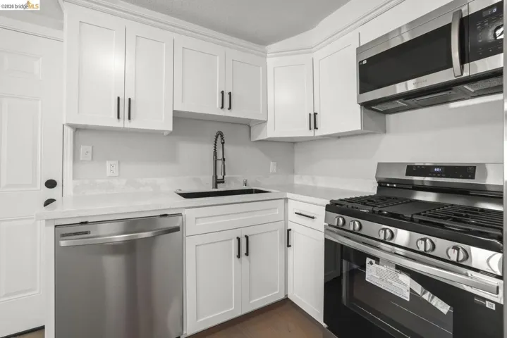 1937 98th Ave, Oakland, California 94603