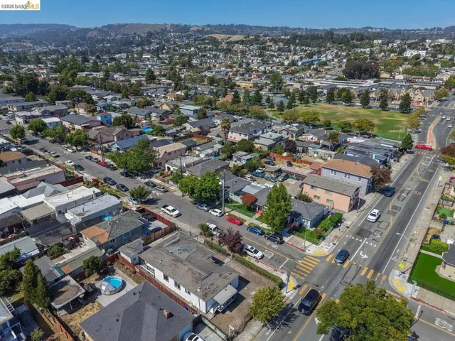 1937 98th Ave, Oakland, California 94603