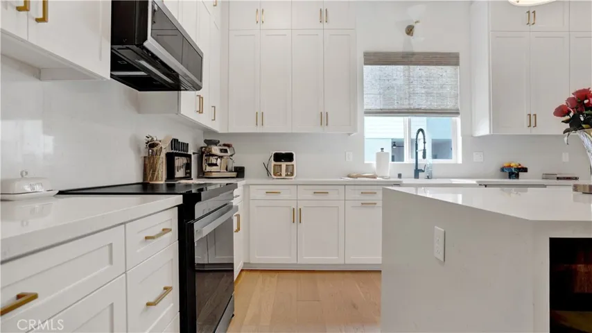 7240 Alchemy Circle, Huntington Beach, California 92647