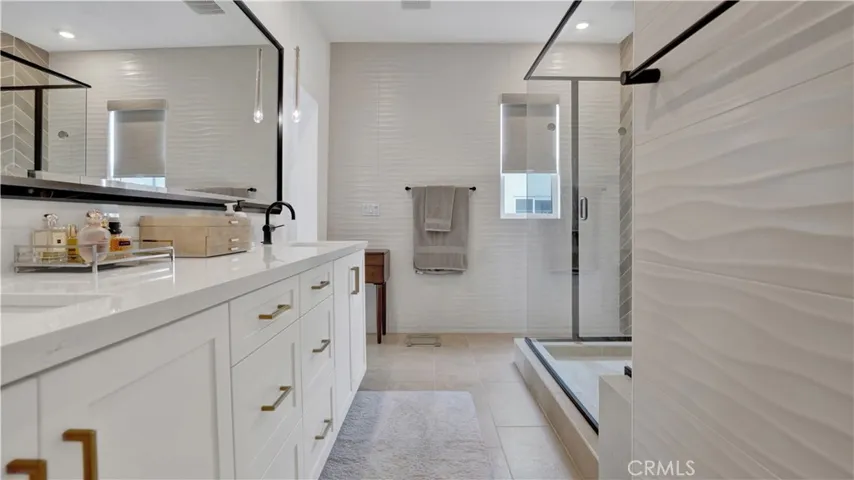 7240 Alchemy Circle, Huntington Beach, California 92647