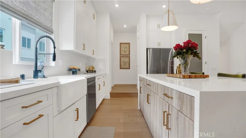 7240 Alchemy Circle, Huntington Beach, California 92647