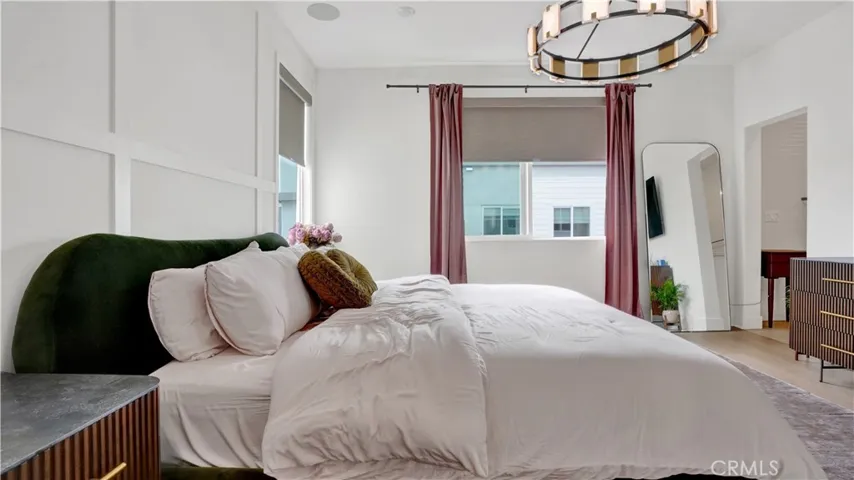 7240 Alchemy Circle, Huntington Beach, California 92647