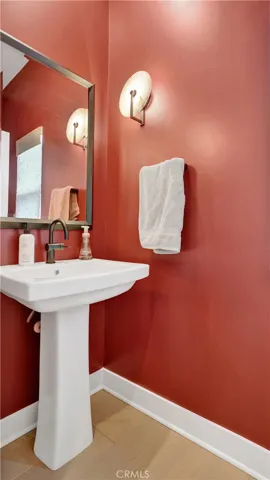 7240 Alchemy Circle, Huntington Beach, California 92647