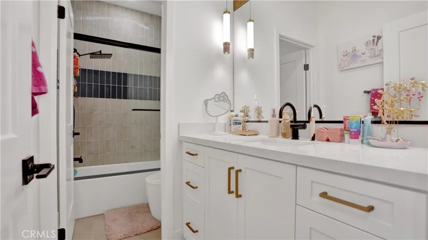 7240 Alchemy Circle, Huntington Beach, California 92647