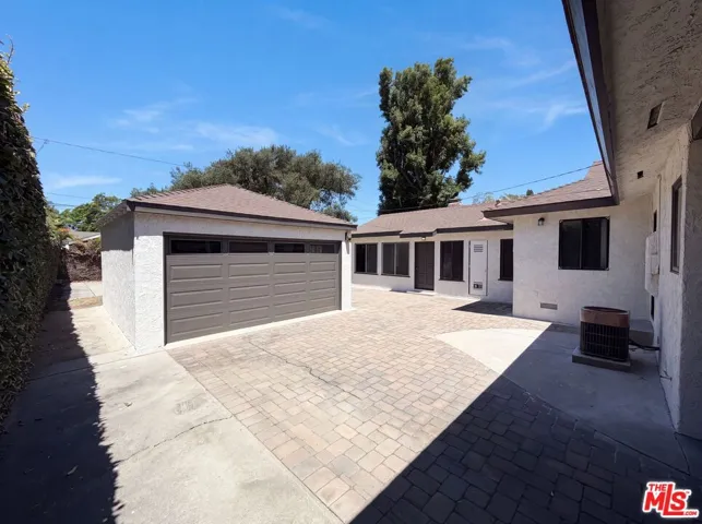 4421 Stanbridge Avenue, Long Beach, California 90808