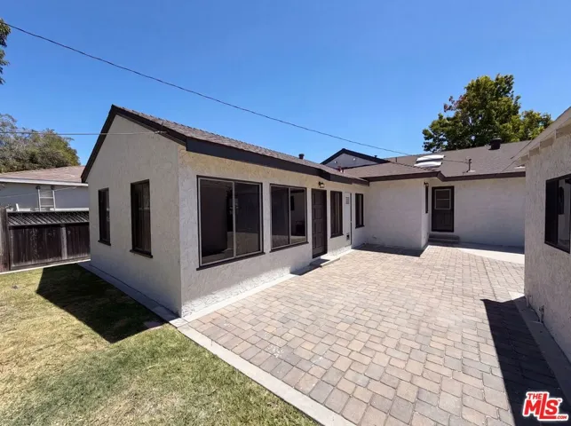 4421 Stanbridge Avenue, Long Beach, California 90808