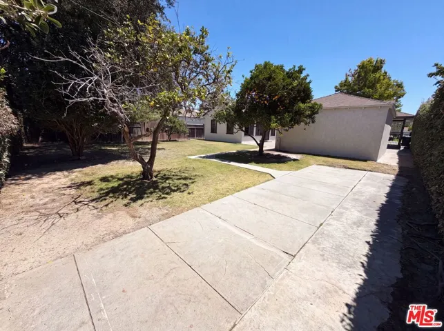 4421 Stanbridge Avenue, Long Beach, California 90808