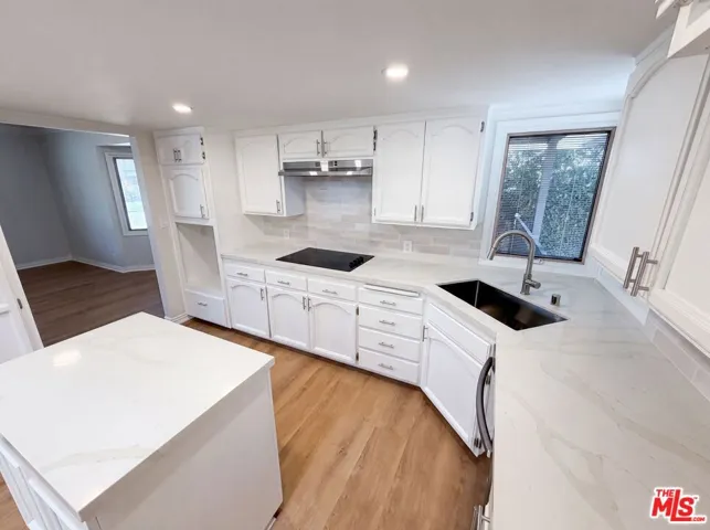 4421 Stanbridge Avenue, Long Beach, California 90808