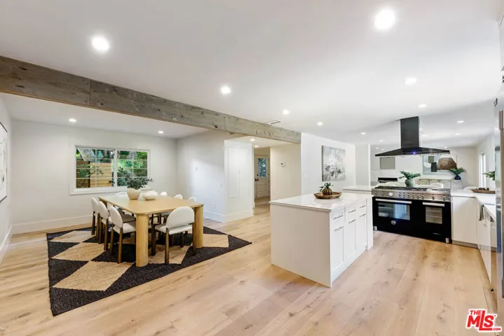 30601 Sicomoro Drive, Malibu, California 90265