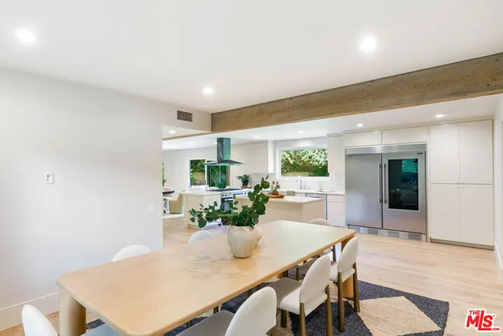30601 Sicomoro Drive, Malibu, California 90265