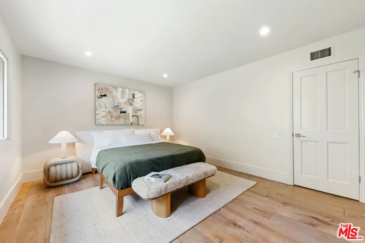 30601 Sicomoro Drive, Malibu, California 90265