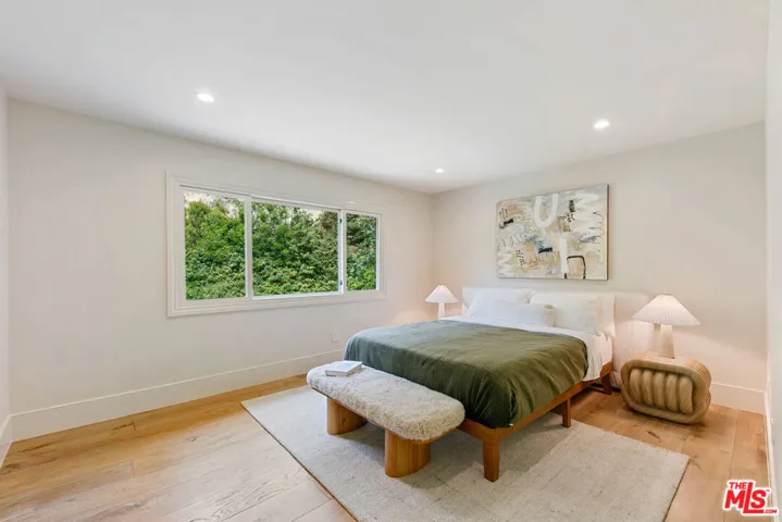 30601 Sicomoro Drive, Malibu, California 90265