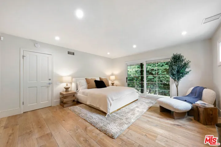 30601 Sicomoro Drive, Malibu, California 90265