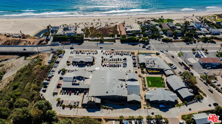 30601 Sicomoro Drive, Malibu, California 90265