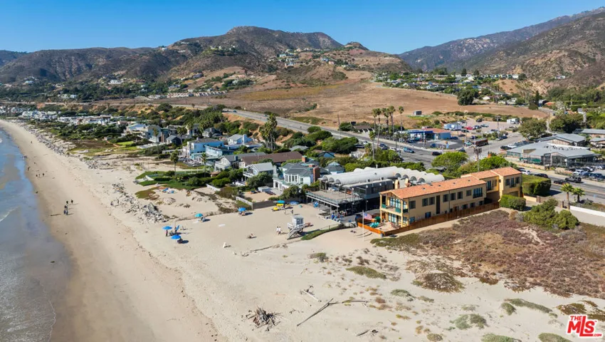 30601 Sicomoro Drive, Malibu, California 90265