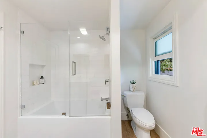 30601 Sicomoro Drive, Malibu, California 90265