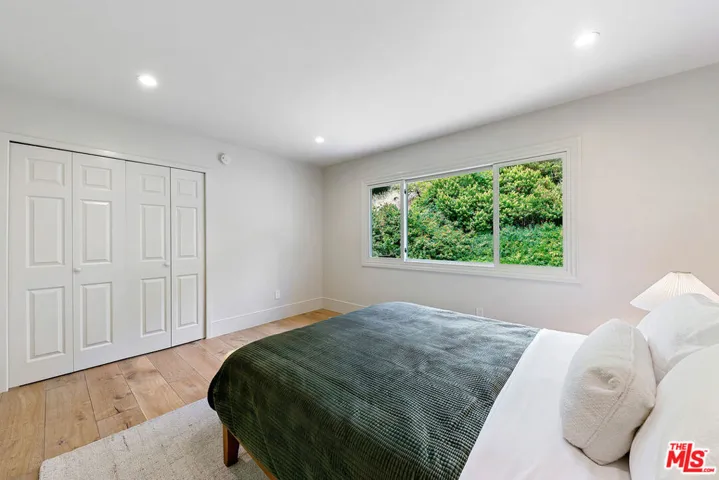 30601 Sicomoro Drive, Malibu, California 90265