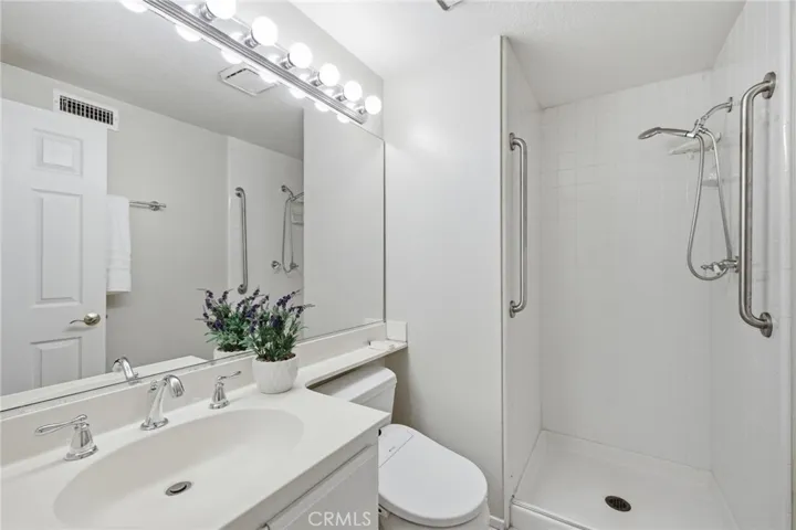 4 Del Italia, Irvine, California 92614