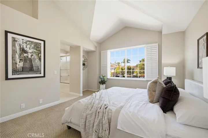 4 Del Italia, Irvine, California 92614