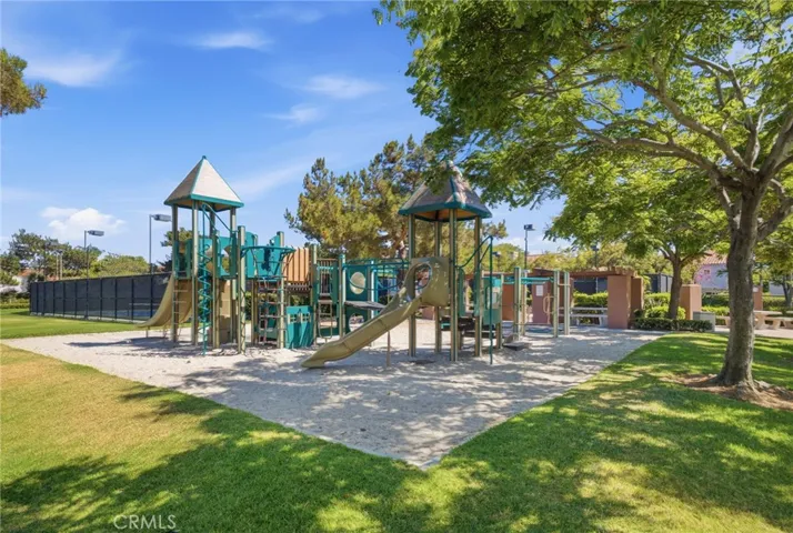 4 Del Italia, Irvine, California 92614