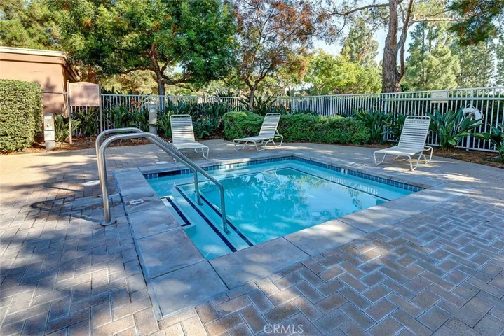 4 Del Italia, Irvine, California 92614