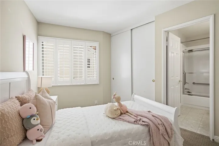 4 Del Italia, Irvine, California 92614