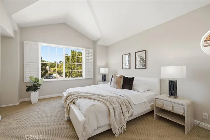 4 Del Italia, Irvine, California 92614