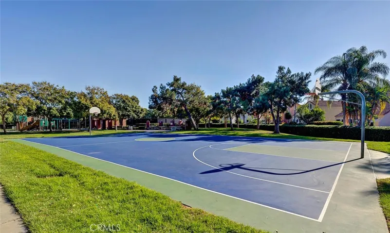 4 Del Italia, Irvine, California 92614