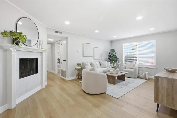577 E Taylor Avenue C, Sunnyvale, California 94085
