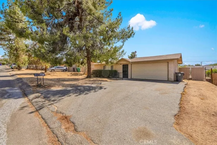 7590 Cibola Trail, Yucca Valley, California 92284
