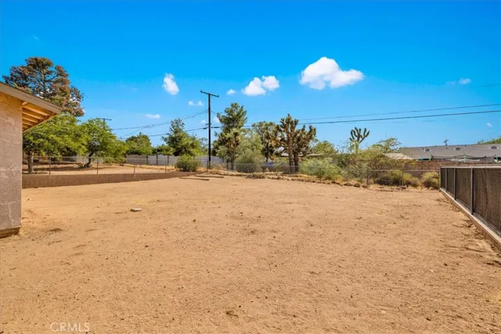 7590 Cibola Trail, Yucca Valley, California 92284