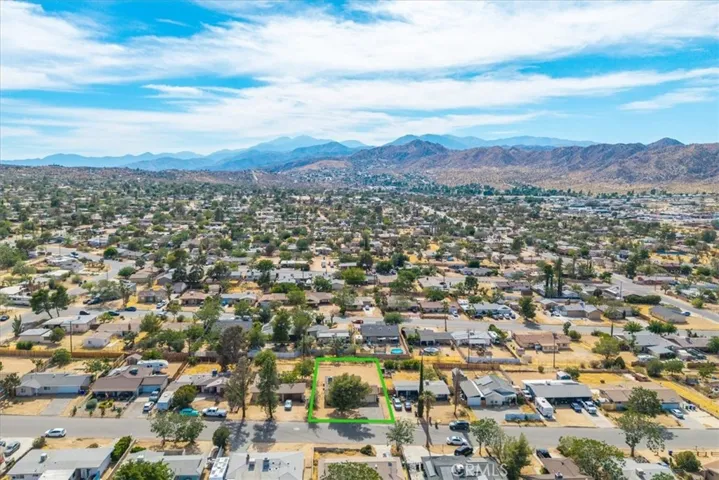 7590 Cibola Trail, Yucca Valley, California 92284