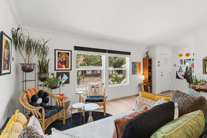 Entry Living​​‌​​​​‌​​‌‌​​‌​​​‌‌​​​‌​​‌‌​​‌‌​​‌‌​​​​ Room
