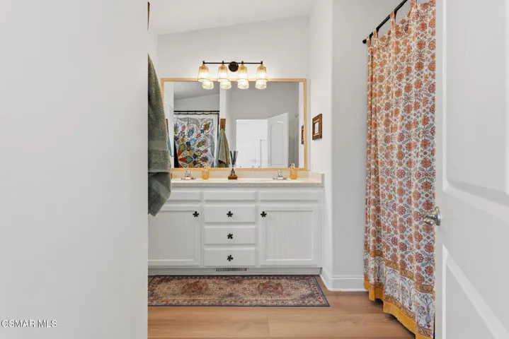 Primary En Suite Bathroom
