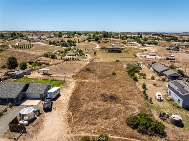 8290 Plane View Place, Paso Robles, California 93446