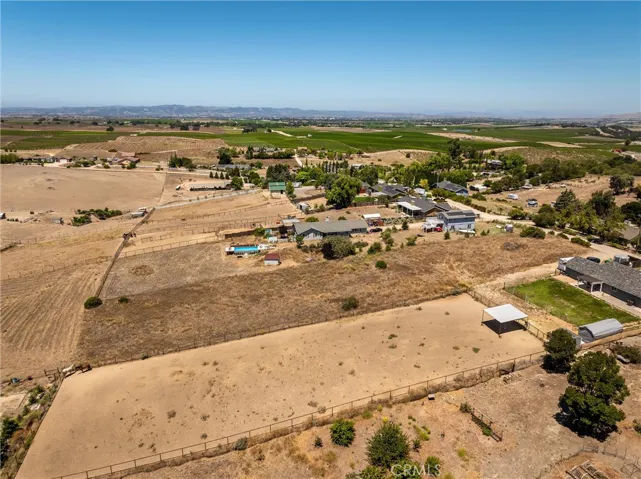 8290 Plane View Place, Paso Robles, California 93446