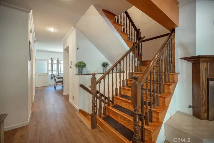24420 Victory, West Hills, California 91367