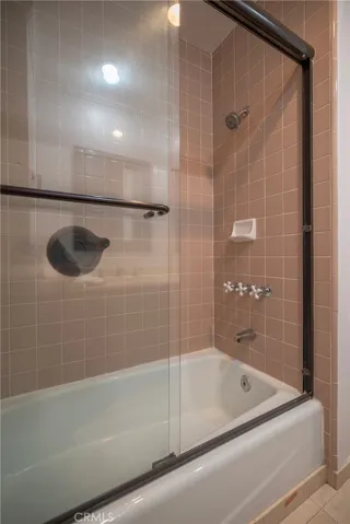 24420 Victory, West Hills, California 91367