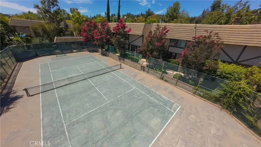 24420 Victory, West Hills, California 91367