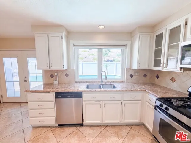 28061 Virginia, Mission Viejo, California 92692