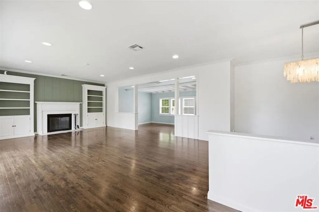 4954 Mammoth Avenue, Sherman Oaks, California 91423 — photo 5