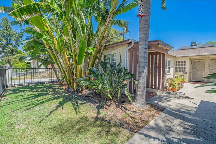 210 W Spazier, Burbank, California 91502