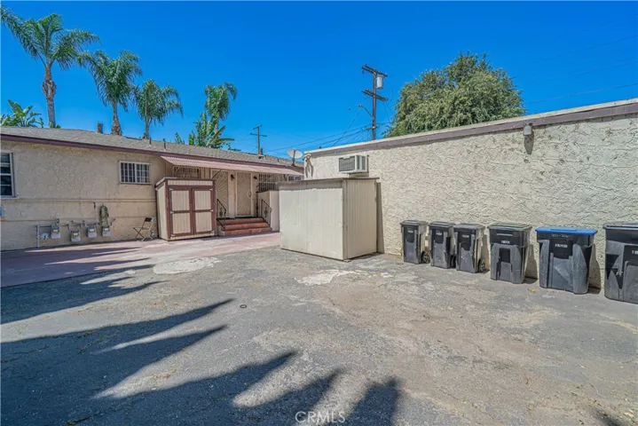 210 W Spazier, Burbank, California 91502